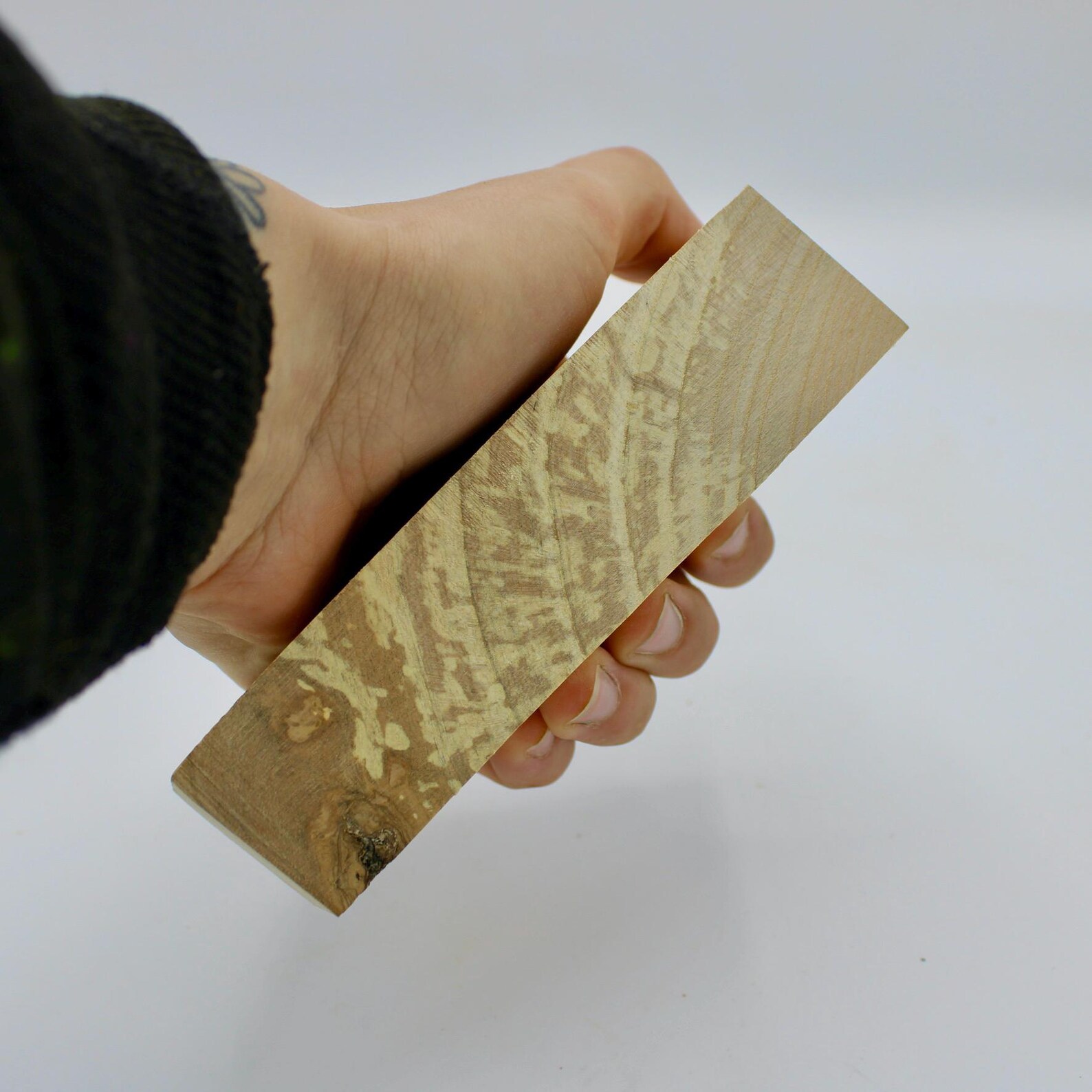 Blocs de bois pour manche de couteaux, bois d'oeuvre pour couteliers Noyer et hêtre échauffé – Image 6