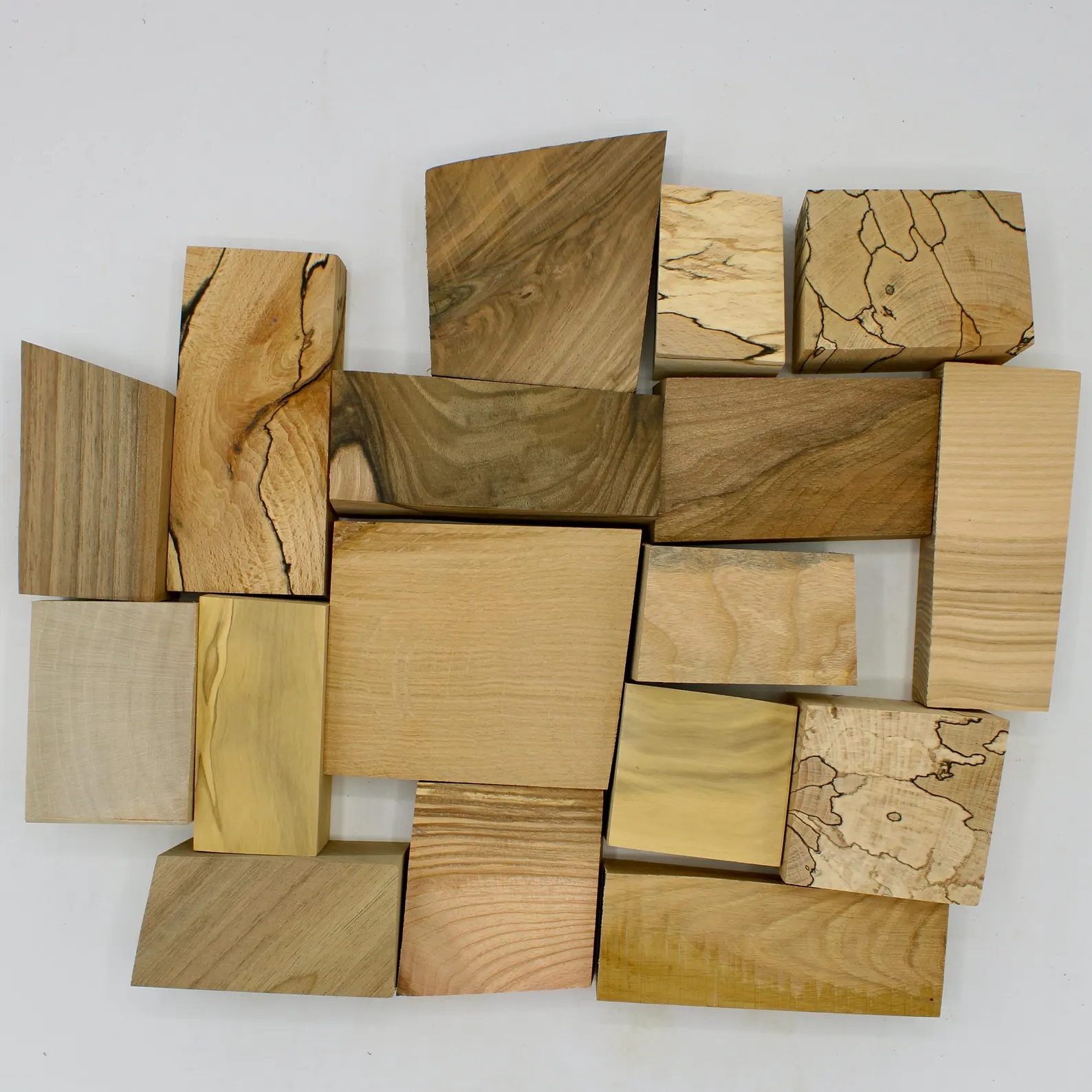 Cubes et rectangles de bois pour sculpture création petits objets pour fabrication Intarsia, marqueterie, couteaux, bijoux, sculpture, déco, – Image 6